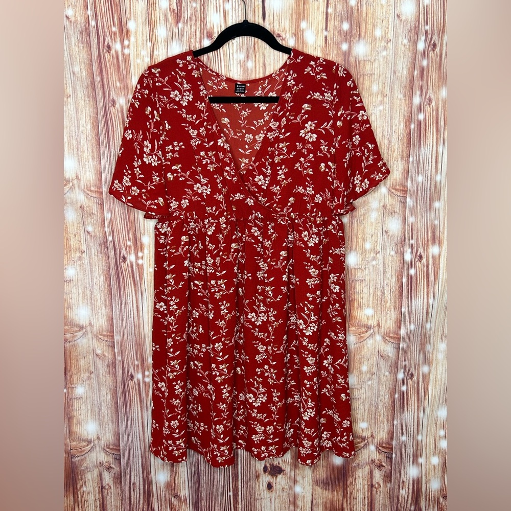 Shein Babydoll Flower Print Dress Size 6 Flutter Sleeves Gathered Elasti…